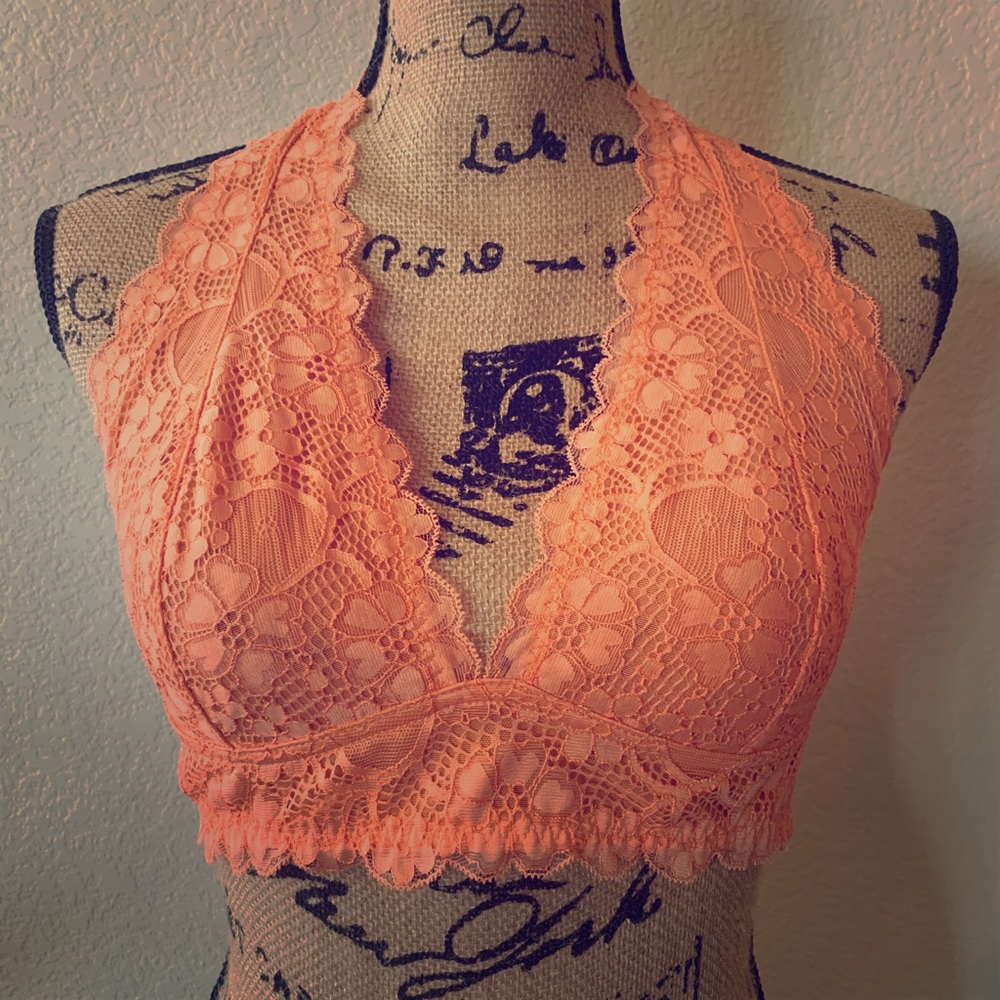 NWT Free People Galloon lace halter bralette